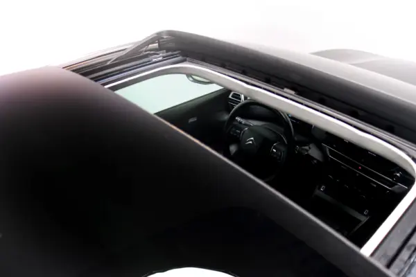 Citroen e-C4 50 kWh Shine 25