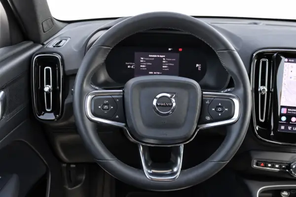 Volvo XC 40 Recharge Core 15