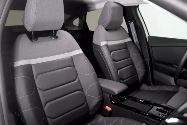 Citroen e-C4 X 50 kWh Shine 30
