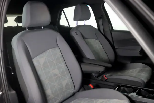 Volkswagen ID.3 58 kWh 1st 12