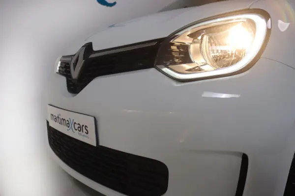 Renault Twingo E-Tech 27.5 kWh Techno Autonomia Urbana 8