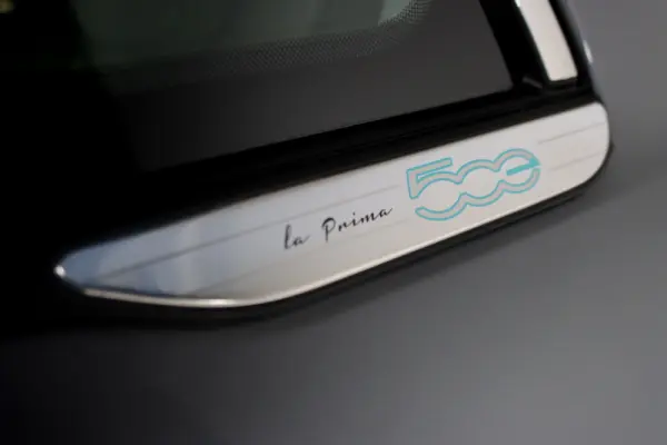 Fiat 500e La Prima 11