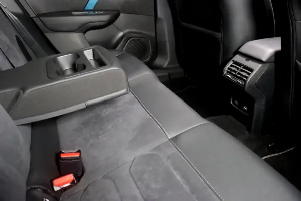 Citroen e-C4 50 kWh Shine 31