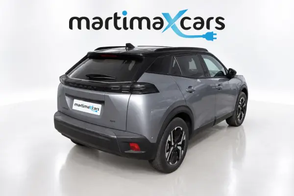 Peugeot e-2008 50 kWh GT 7