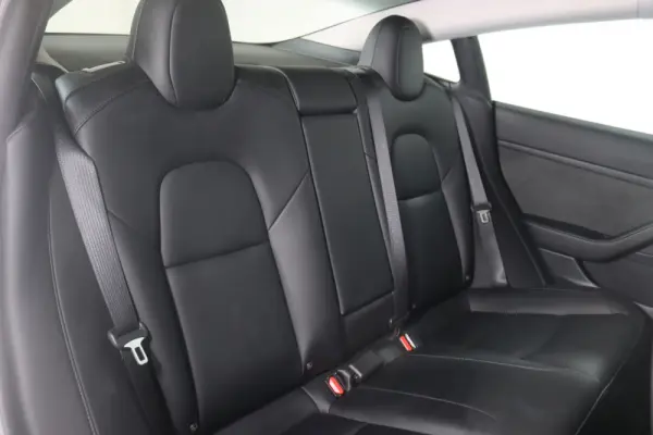 Tesla Model 3 Standard Range Plus RWD 19