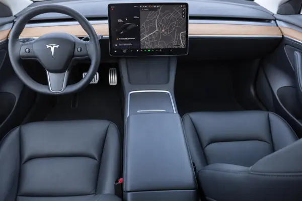 Tesla Model 3 Long Range AWD Dual Motor Performance 7