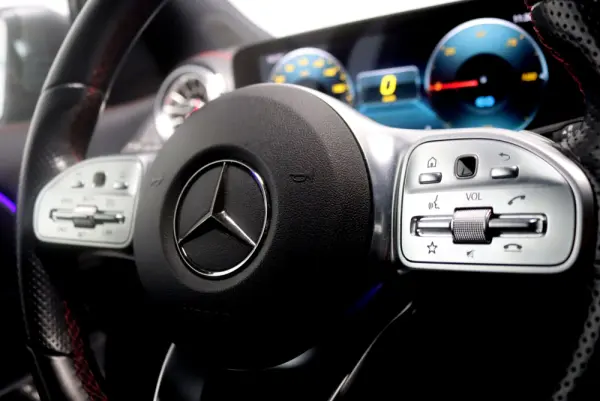Mercedes-Benz EQA 250 AMG Line 30