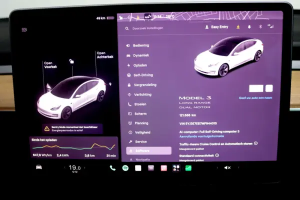 Tesla Model 3 Long-Range Dual Motor AWD 23