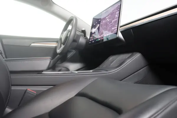 Tesla Model 3 Long-Range Dual Motor AWD 15
