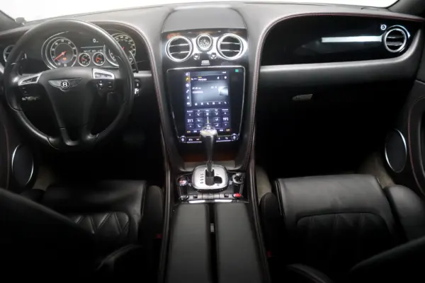 Bentley Continental GT W12 Speed 18
