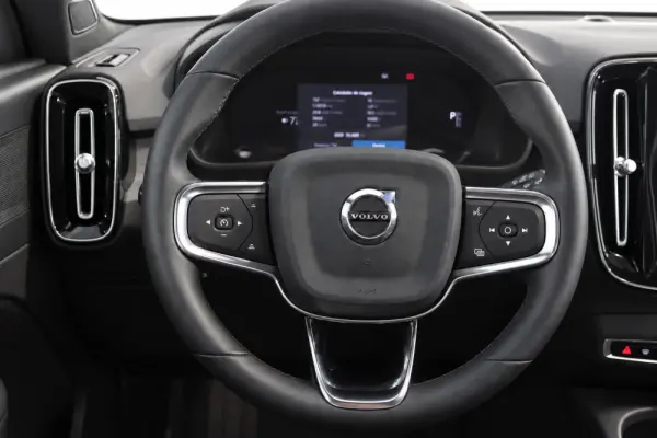 Volvo XC 40 Recharge Core 15