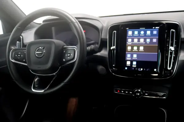 Volvo C40 Recharge Core 28