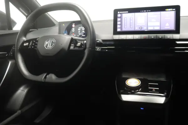 MG MG4 64 kWh Comfort 18