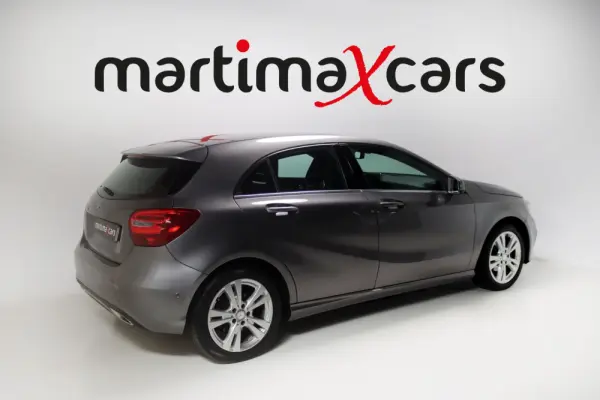 Mercedes-Benz A 180 d Urban 10