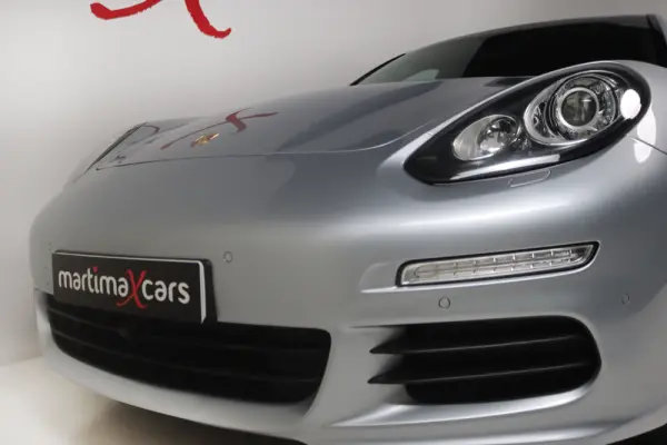 Porsche Panamera S Hybrid 4