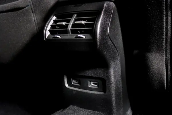 Citroen e-C4 50 kWh Shine 22