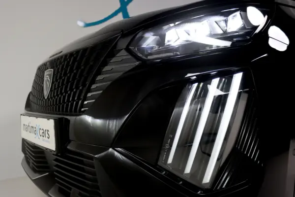 Peugeot e-2008 54 kWh GT 7