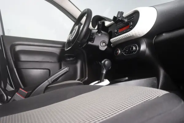 Renault Twingo E-Tech 27.5 kWh Techno Autonomia Urbana 14