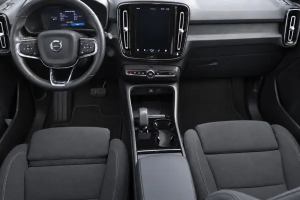 Volvo XC 40 Recharge Core 14