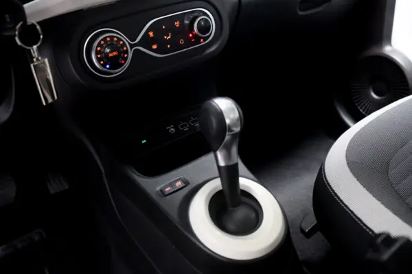 Renault Twingo E-Tech 27.5 kWh Evolution Autonomia Urbana 22