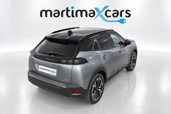 Peugeot e-2008 50 kWh GT 8