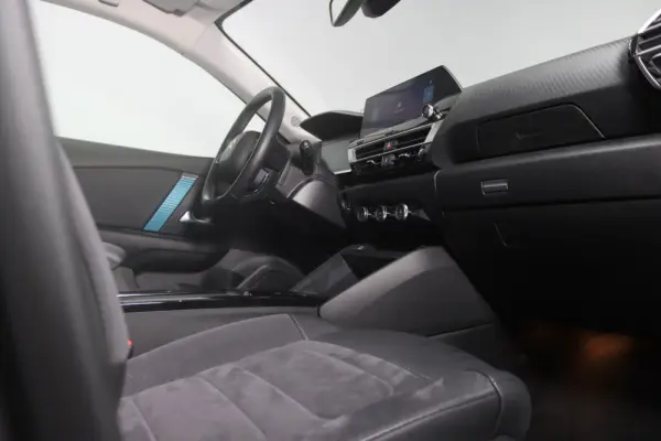 Citroen e-C4 50 kWh Shine 28