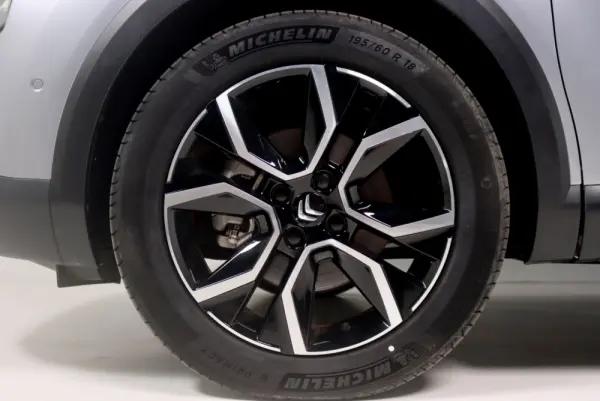 Citroen e-C4 X 50 kWh Shine 5