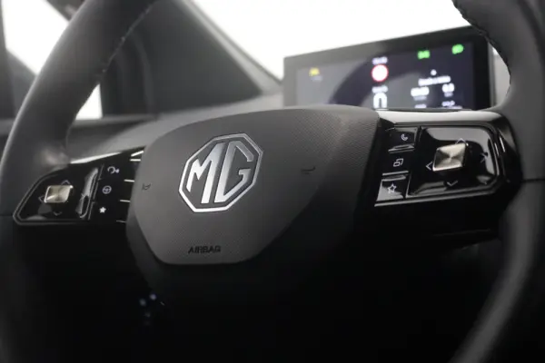 MG MG4 51 kWh Standard 21