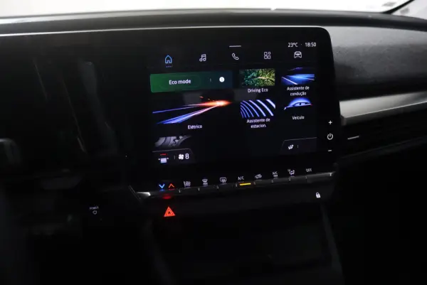 Renault Mégane E-Tech EV60 220hp optimum charge Equilibre 12
