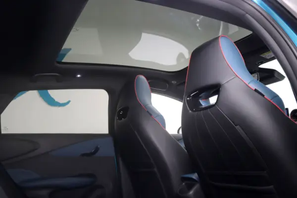 BYD Dolphin 60.4 kWh Design 34