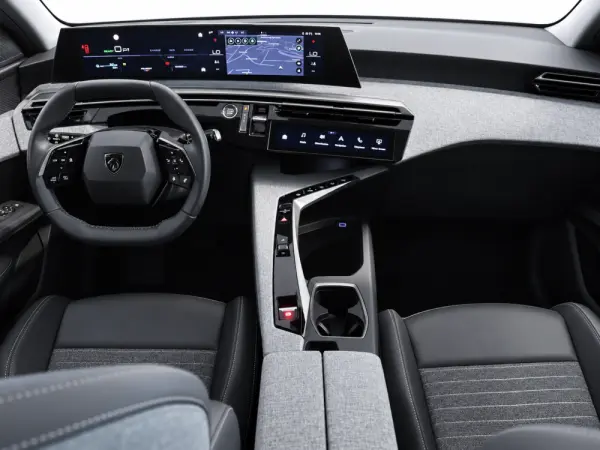 Peugeot E-3008 73 kWh Allure 11