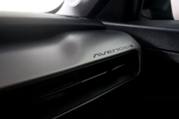 Jeep Avenger 54 kWh Altitude 17