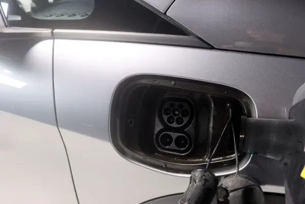 BYD Dolphin 60.4 kWh Comfort 16