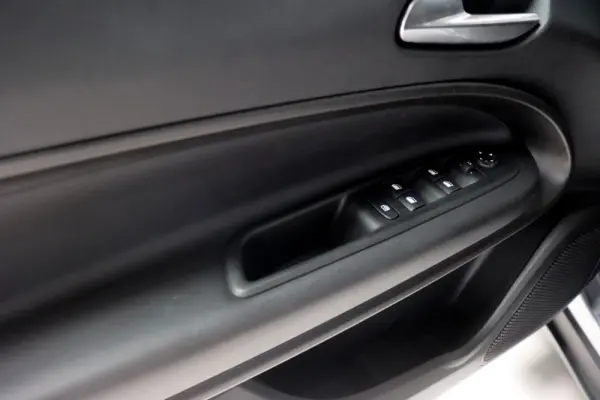 Jeep Avenger 54 kWh Altitude 12