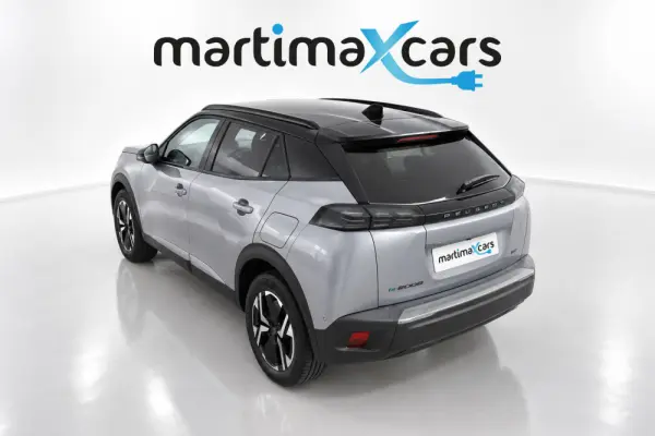 Peugeot e-2008 50 kWh GT 6