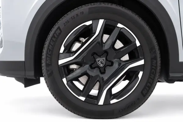 Peugeot E-3008 73 kWh Allure 15