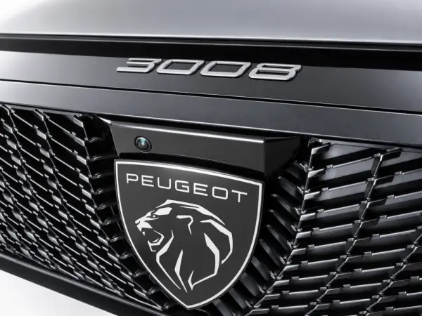 Peugeot E-3008 73 kWh Allure 8
