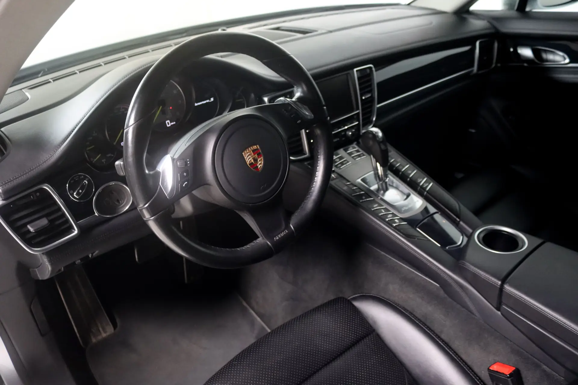 Porsche Panamera S Hybrid 10