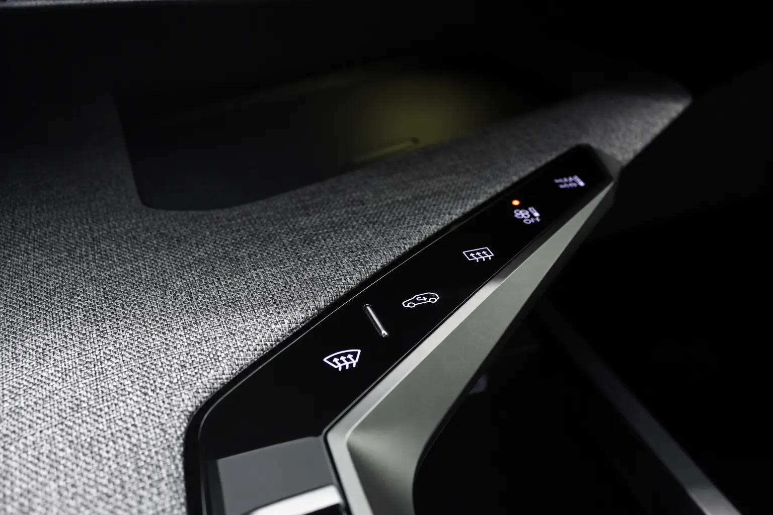 Peugeot E-3008 73 kWh Allure 11