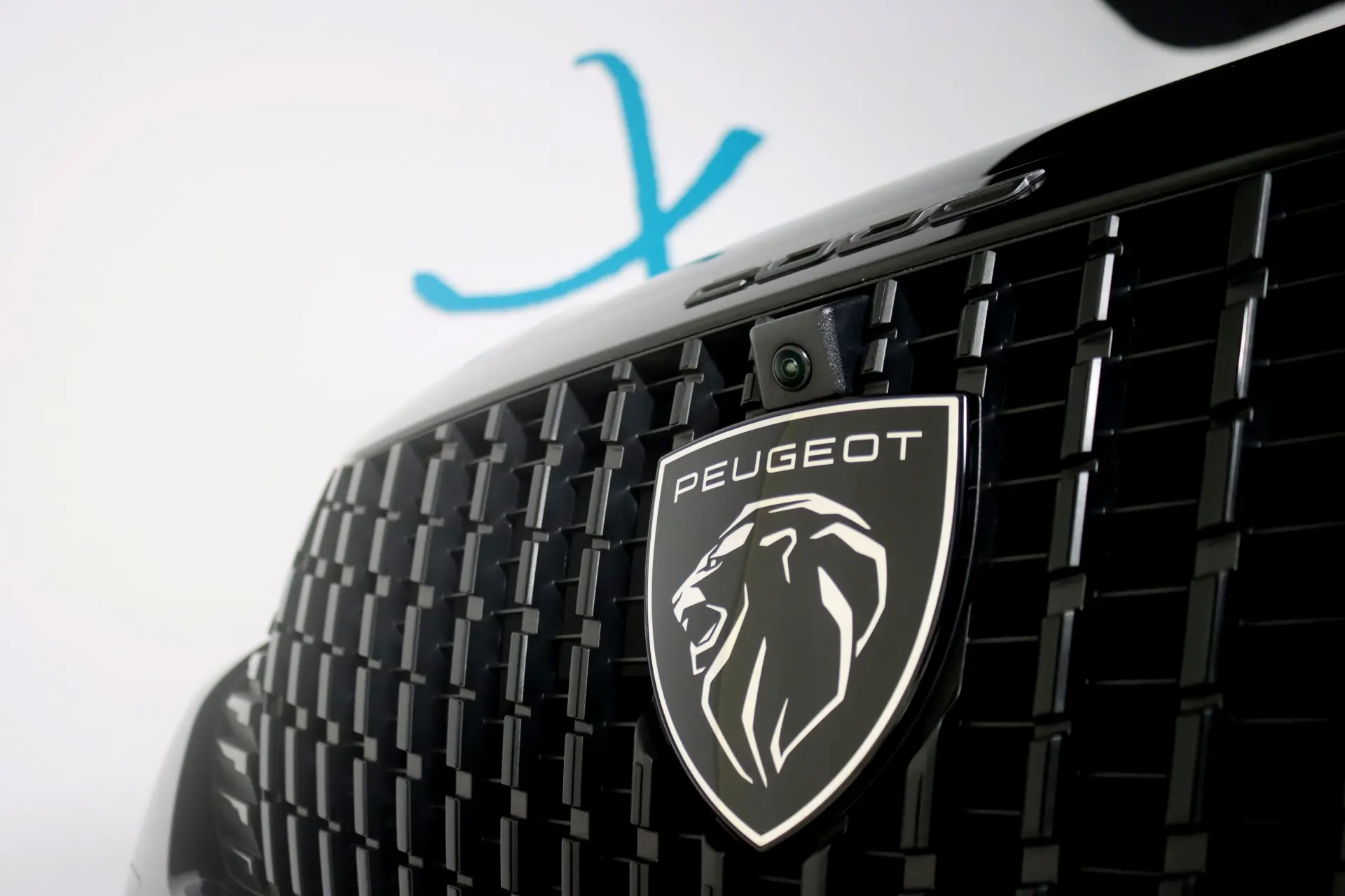 Peugeot e-2008 54 kWh GT 6