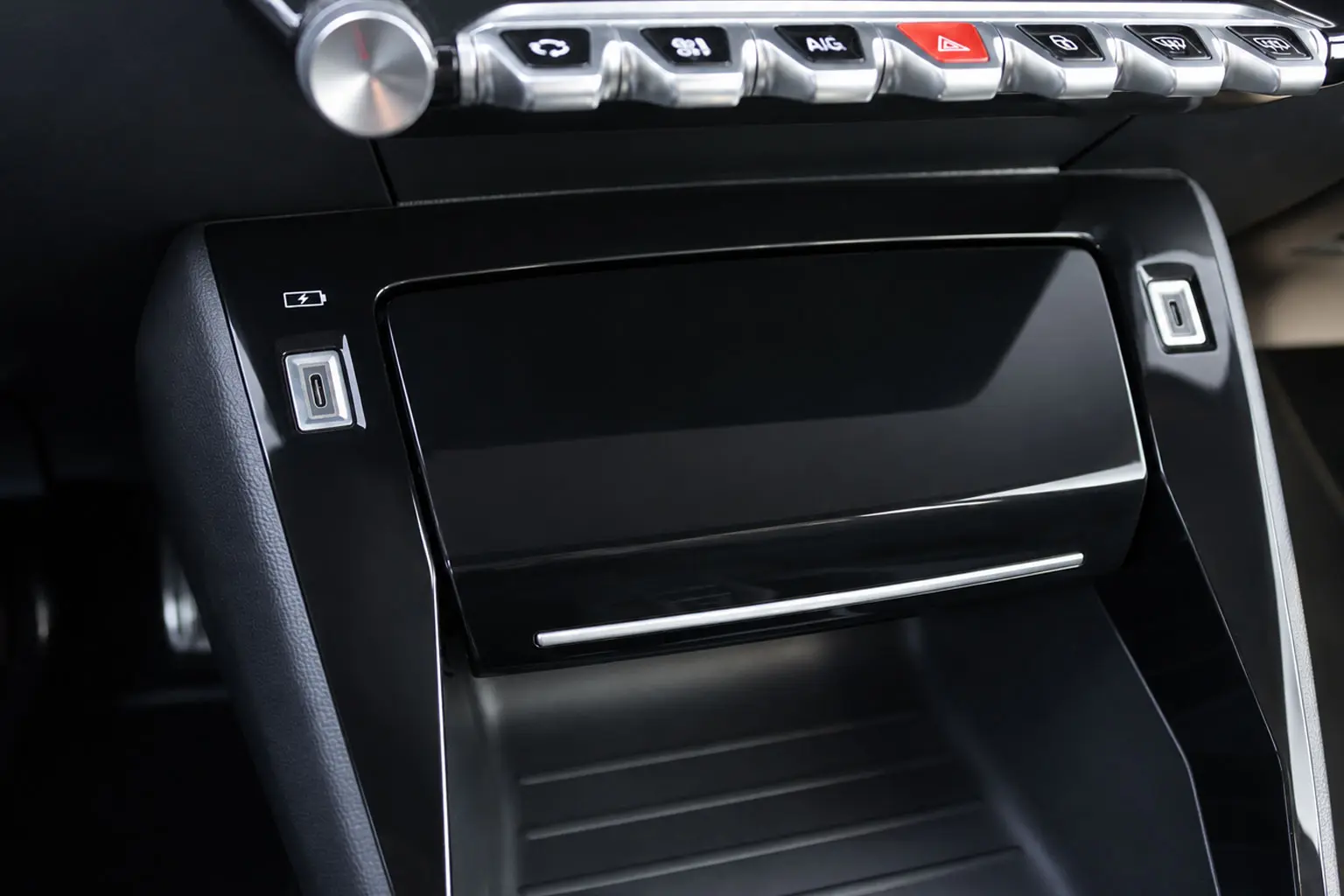 Peugeot e-2008 54 kWh GT 9
