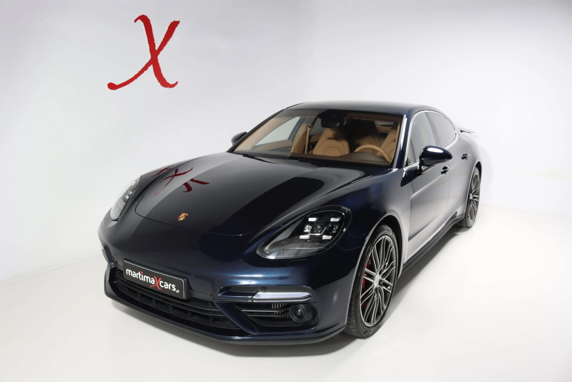 Porsche Panamera TURBO 1