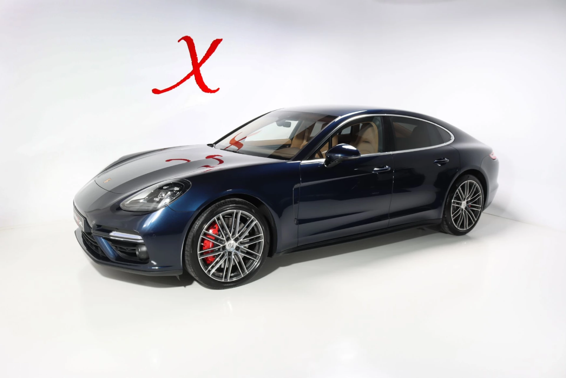 Porsche Panamera TURBO 4