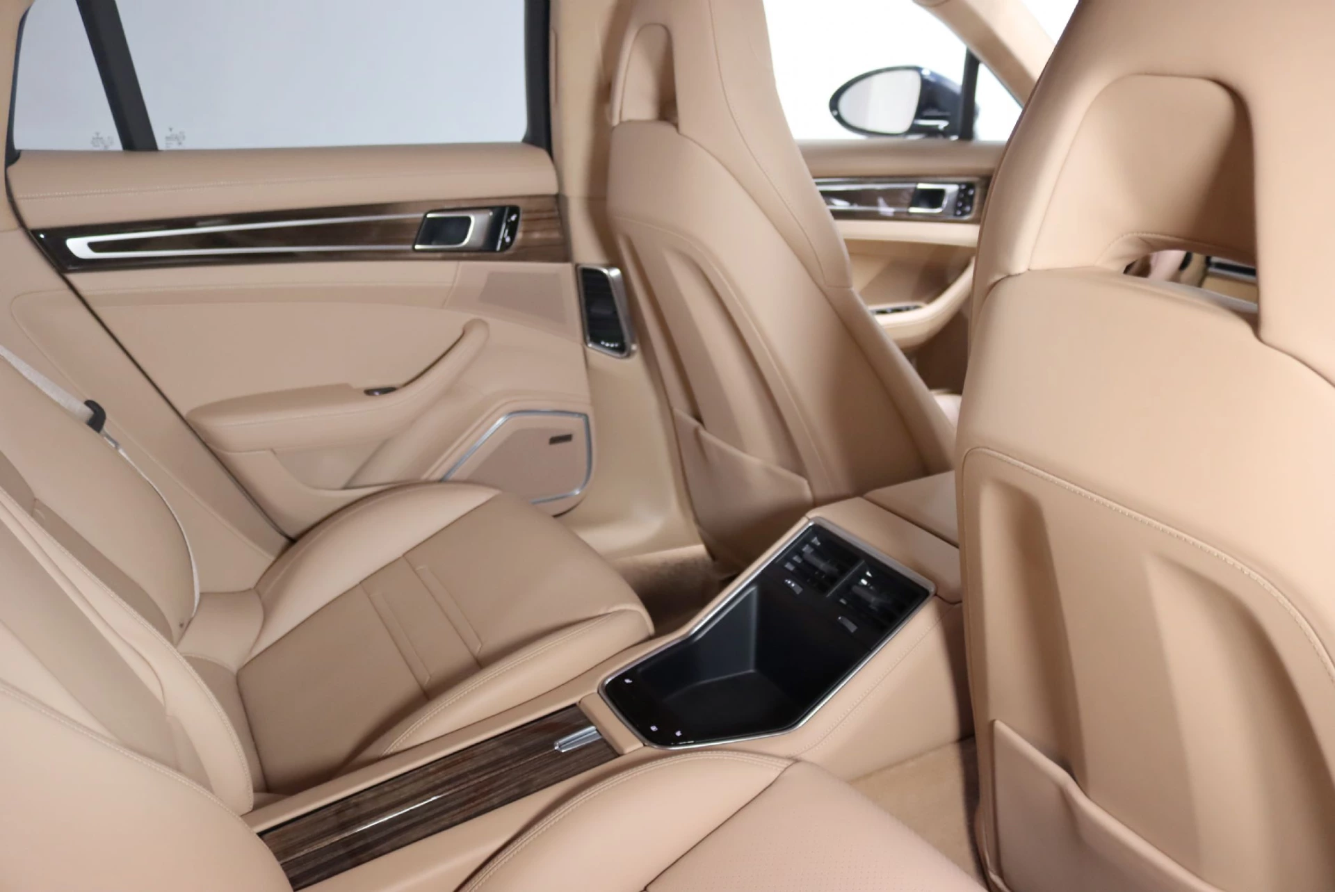 Porsche Panamera TURBO 23