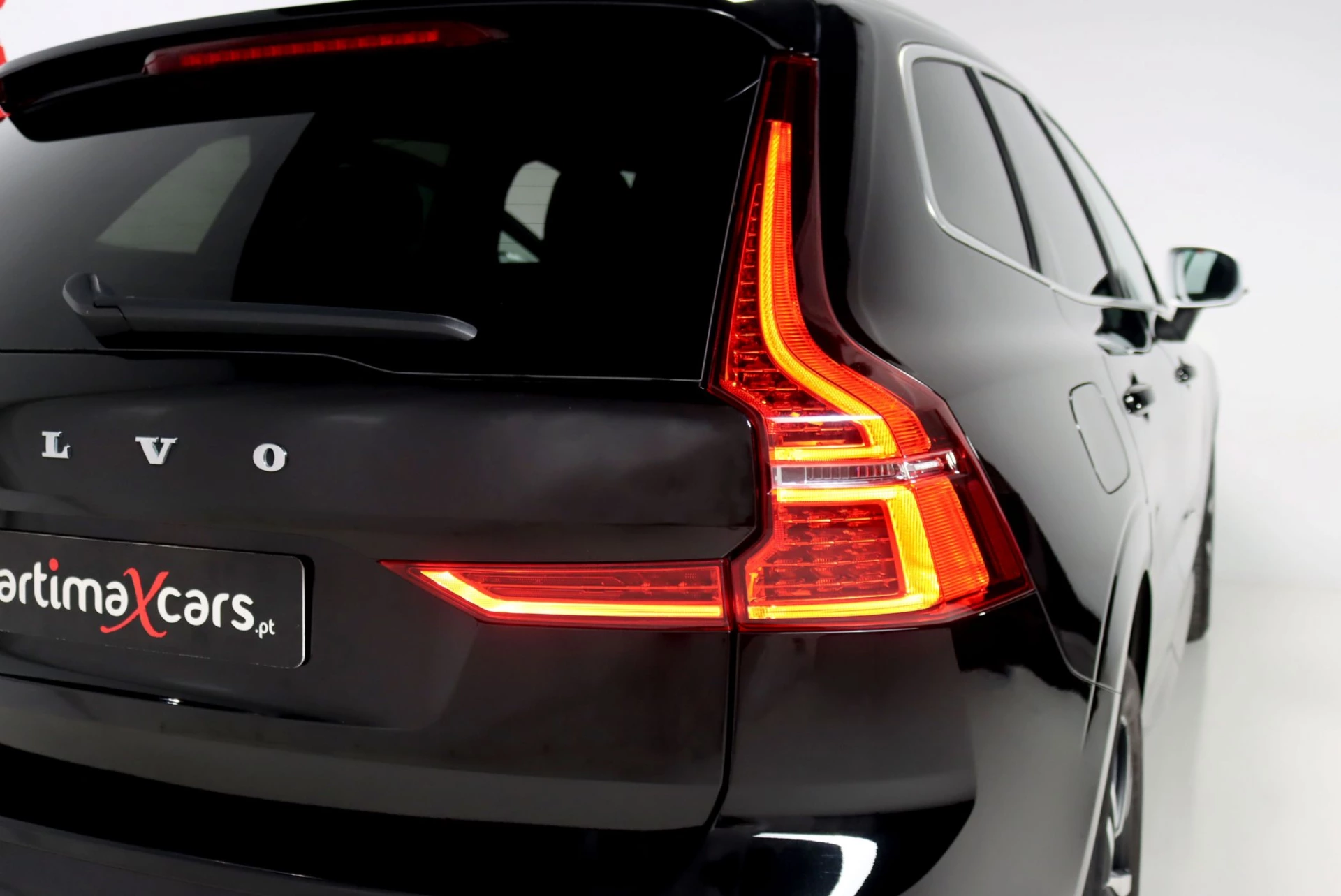 Volvo XC 60 2.0 D4 R-Design Geartronic 7