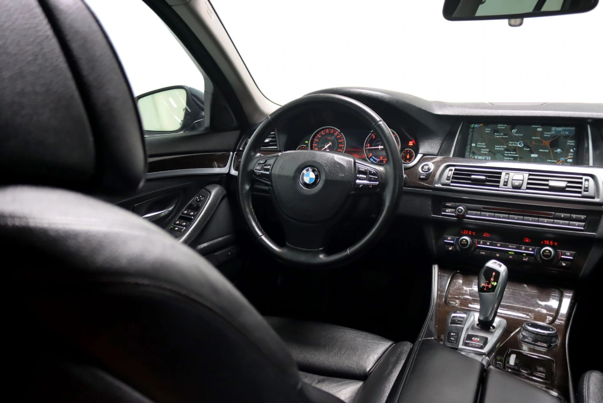BMW 525 d Pack M Auto 24