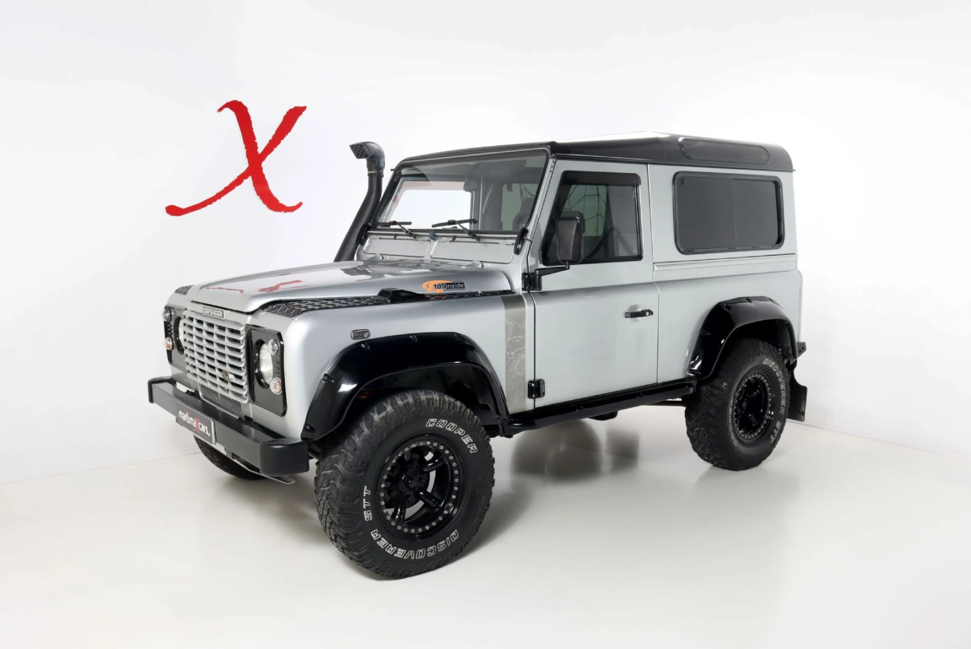 Land Rover Defender 90 METAL TOP 2