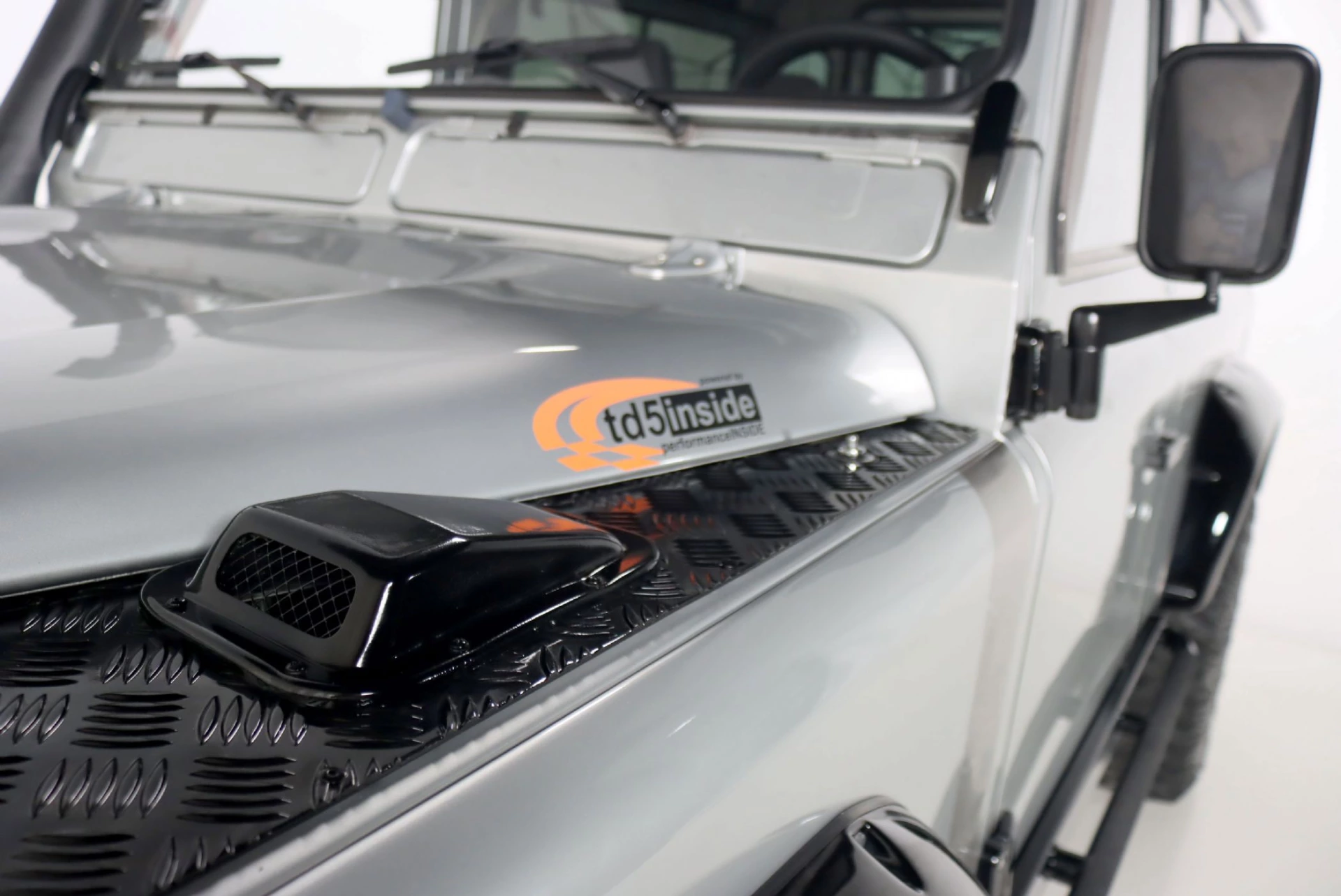 Land Rover Defender 90 METAL TOP 7