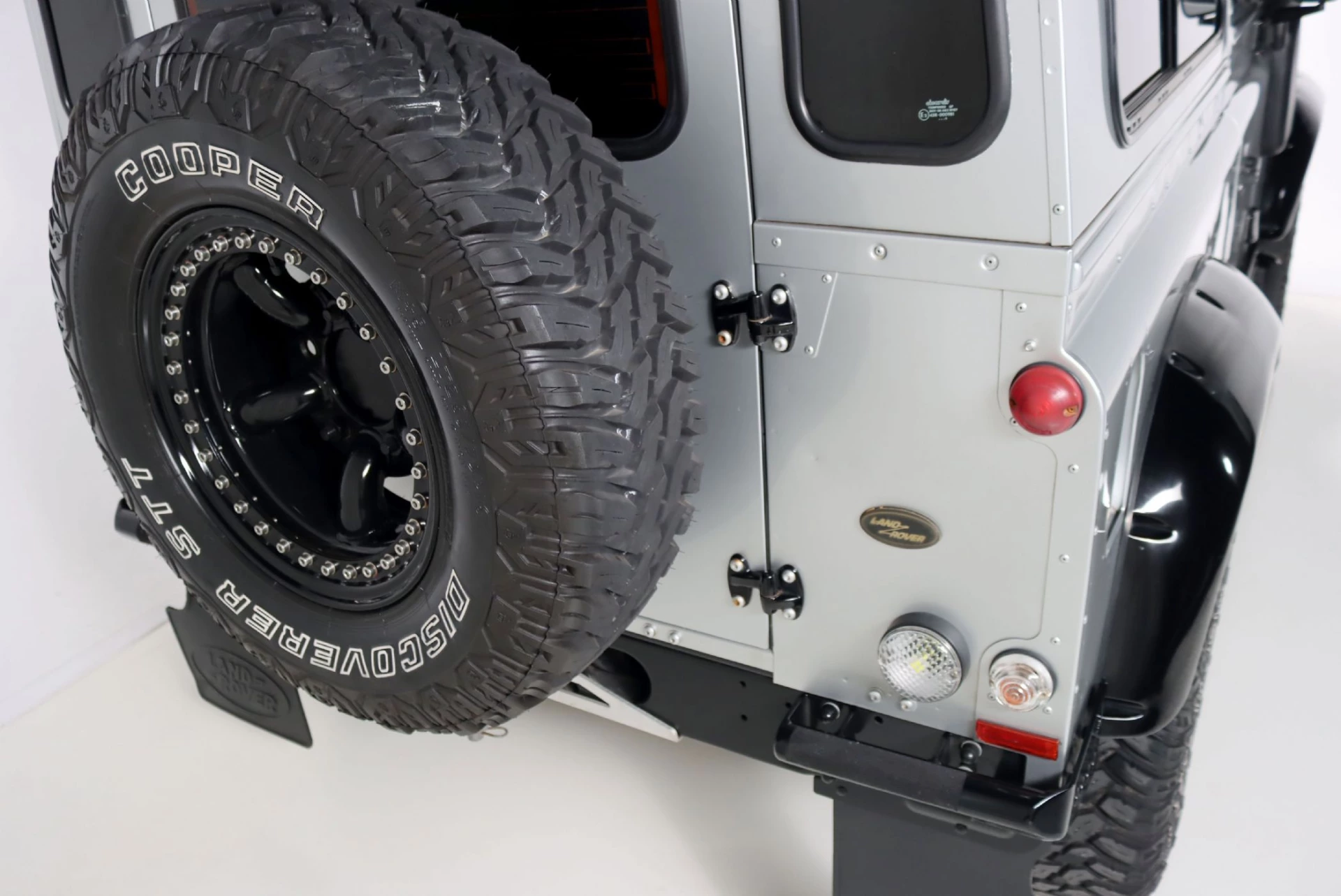 Land Rover Defender 90 METAL TOP 10