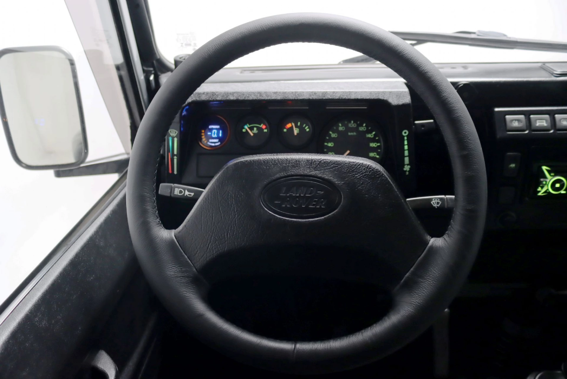 Land Rover Defender 90 METAL TOP 16